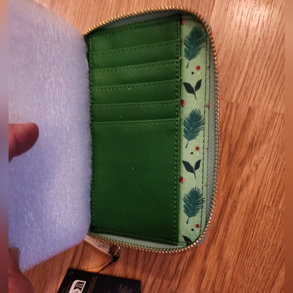 Loungefly Disney Wallet: The Jungle Book- Baloo Archives Wallet - Picture 5 of 5